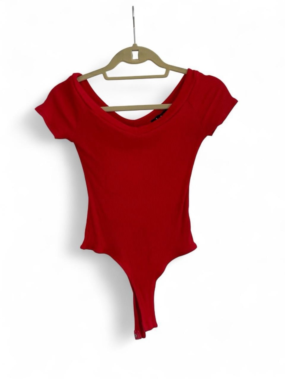Red Lulus ribbed bodysuit with short sleeves and a scoop neckline, size S